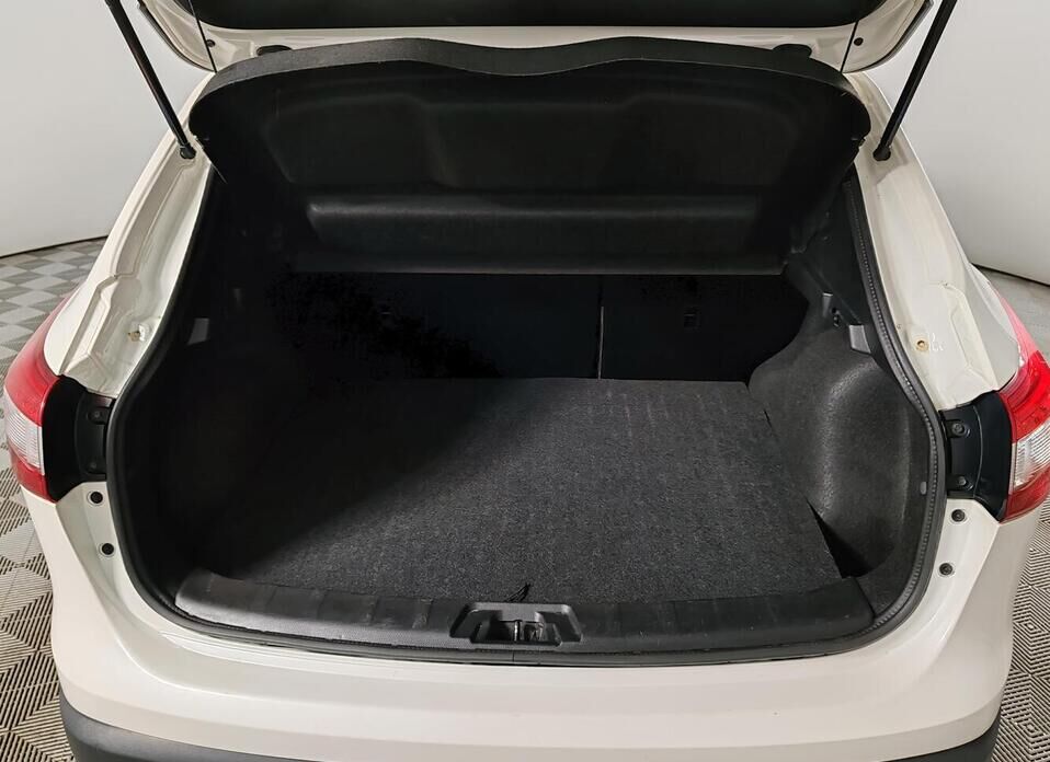 Nissan Qashqai, II 1.6d CVT (130 л.с.)