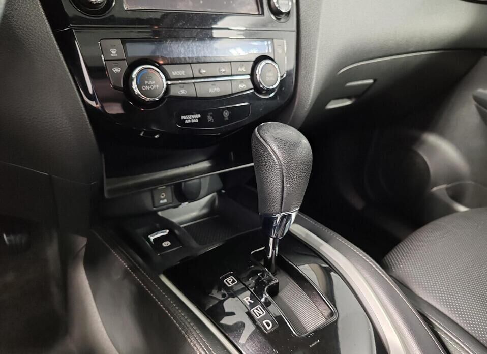 Nissan X-Trail 2.5 CVT (171 л.с.) 4WD