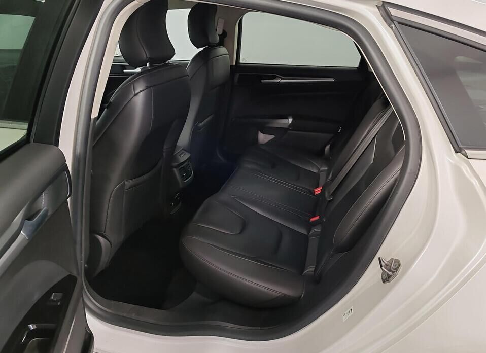 Ford Mondeo 2.5 AT (149 л.с.)