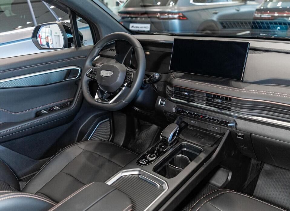 Geely Okavango, I Рестайлинг 2.0 AMT (200 л.с.)