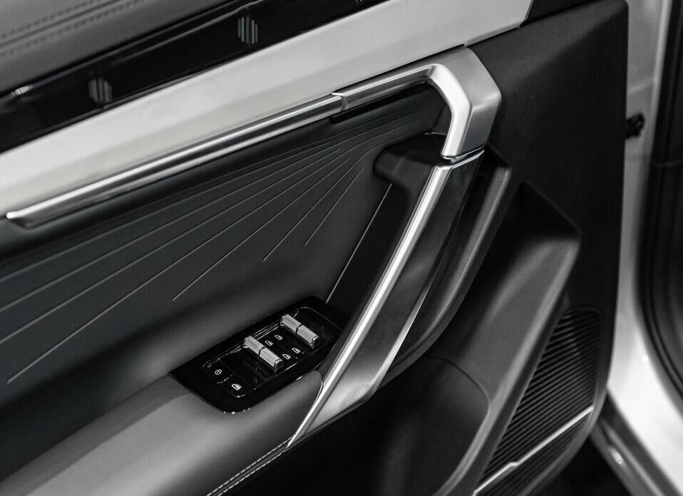 Geely Atlas, II 2.0 AT (200 л.с.) 4WD