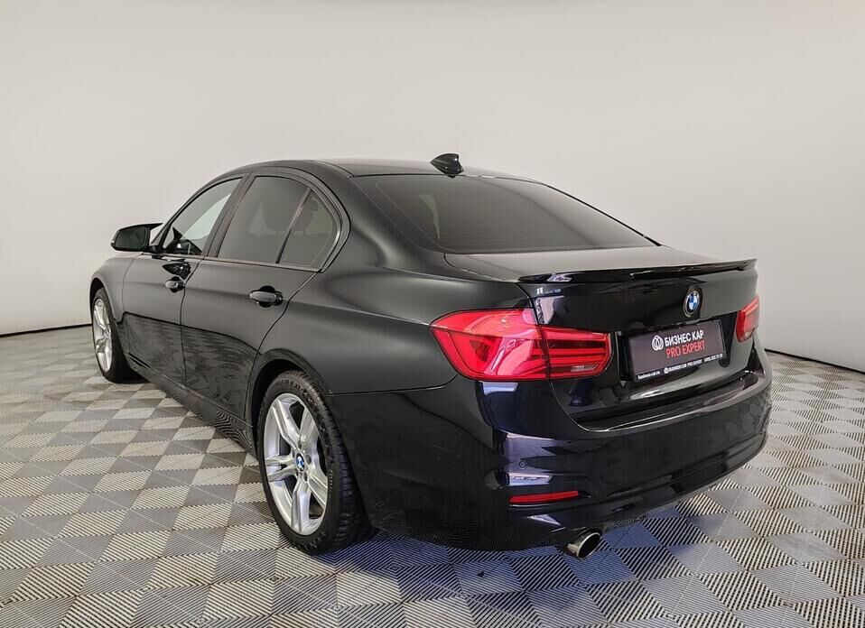 BMW 3 серии 318i 1.5 AT (136 л.с.)