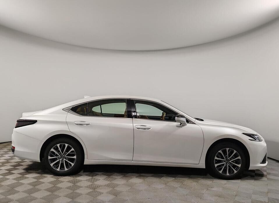 Lexus ES, VII Рестайлинг 2 200 2.0 CVT (173 л.с.)