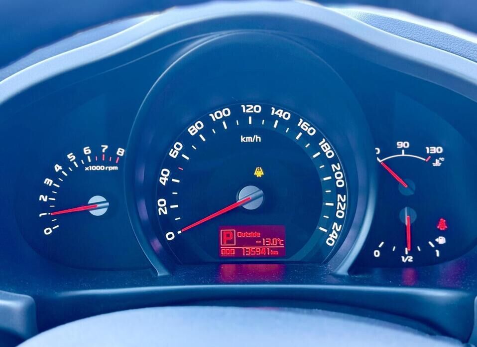 Kia Sportage, III Рестайлинг 2.0 AT (150 л.с.) 4WD