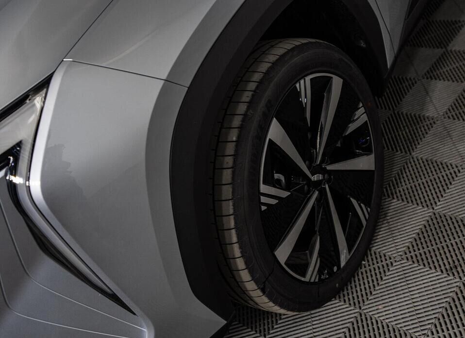 Geely Atlas, II 2.0 AT (200 л.с.) 4WD