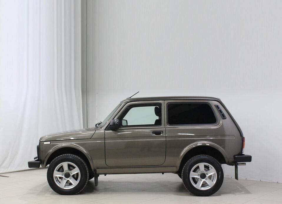 LADA (ВАЗ) Niva Legend 1.7 MT (83 л.с.) 4WD