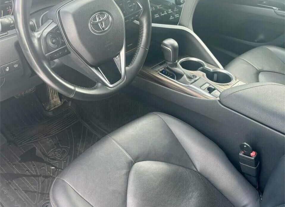 Toyota Camry, VIII (XV70) 3.5 AT (249 л.с.)