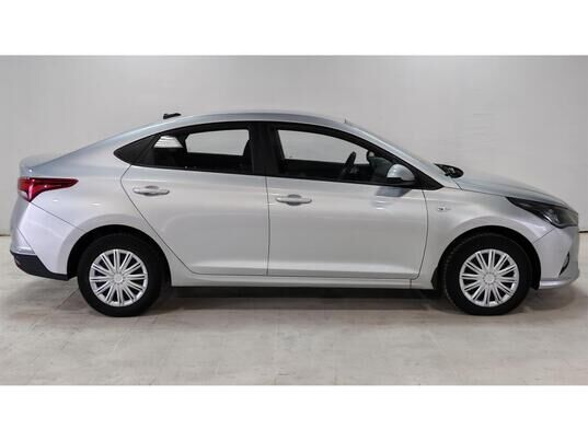 Hyundai Solaris, 2021&nbsp;г., 52&nbsp;117&nbsp;км