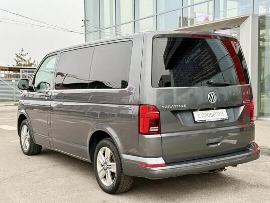 Volkswagen Caravelle, 2020&nbsp;г., 176&nbsp;360&nbsp;км
