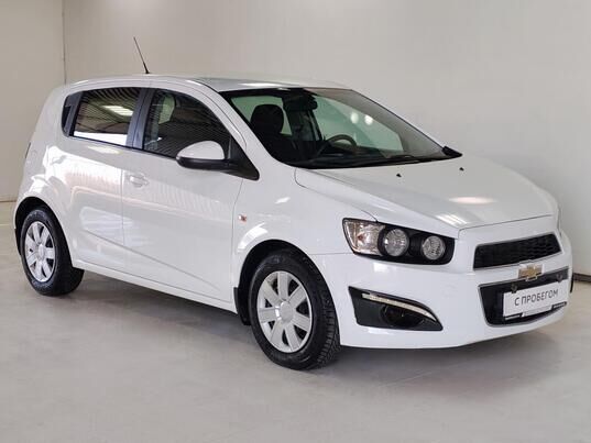 Chevrolet Aveo, 2015&nbsp;г., 76&nbsp;007&nbsp;км