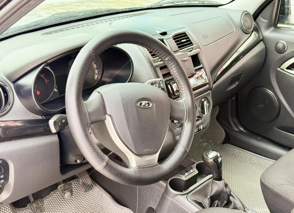 LADA (ВАЗ) Granta, I Рестайлинг 1.6 MT (90 л.с.)