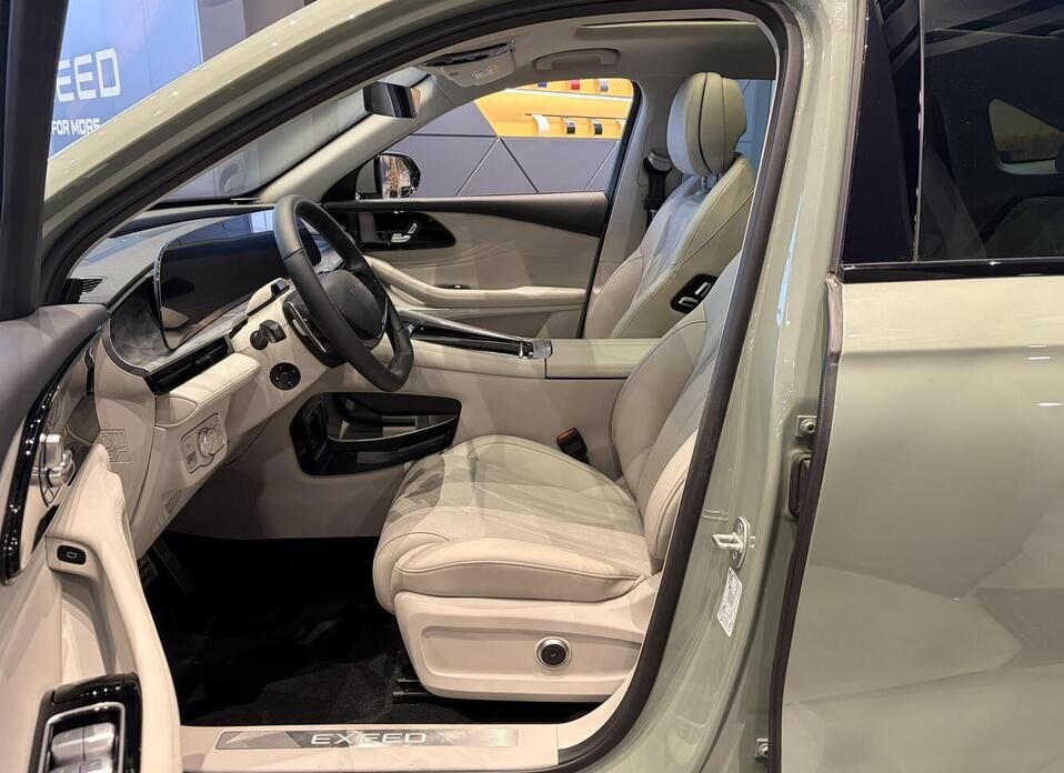 EXEED RX 2.0 AT (249 л.с.) 4WD