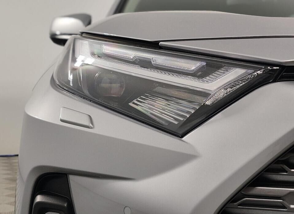 Toyota RAV4, V (XA50) 2.0 CVT (173 л.с.) 4WD