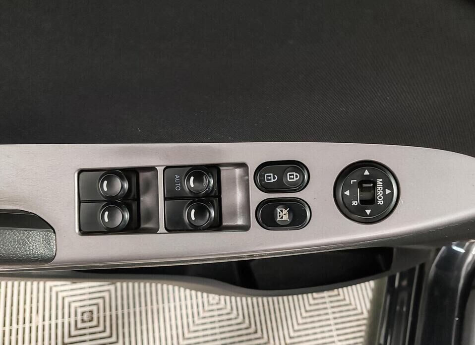 Hyundai Solaris, I Рестайлинг 1.6 AT (123 л.с.)