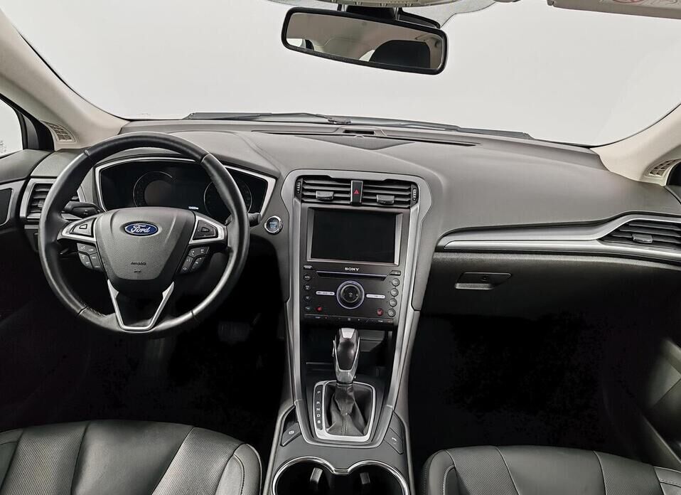Ford Mondeo 2.5 AT (149 л.с.)