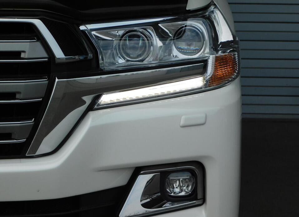 Toyota Land Cruiser 4.5d AT (249 л.с.) 4WD