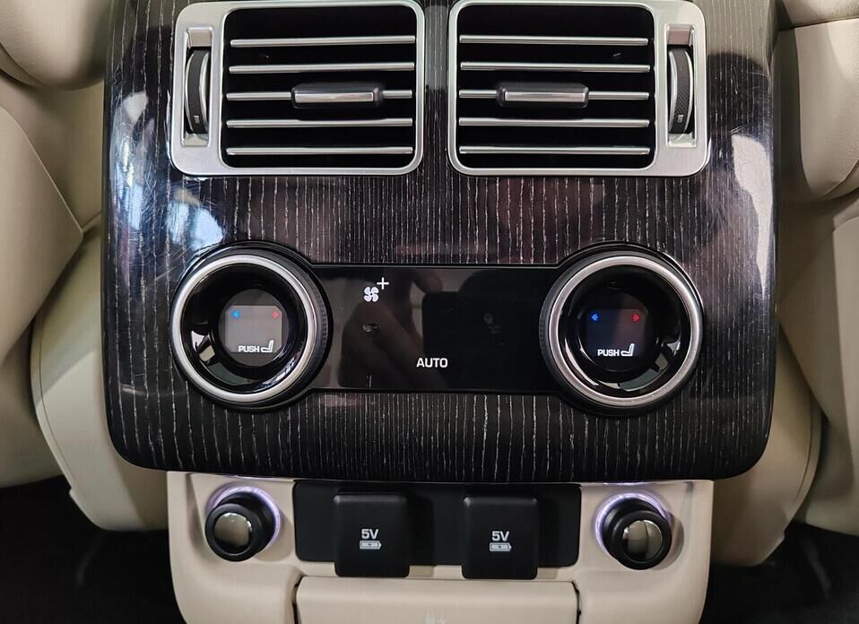 Land Rover Range Rover Long 4.4d AT (339 л.с.) 4WD