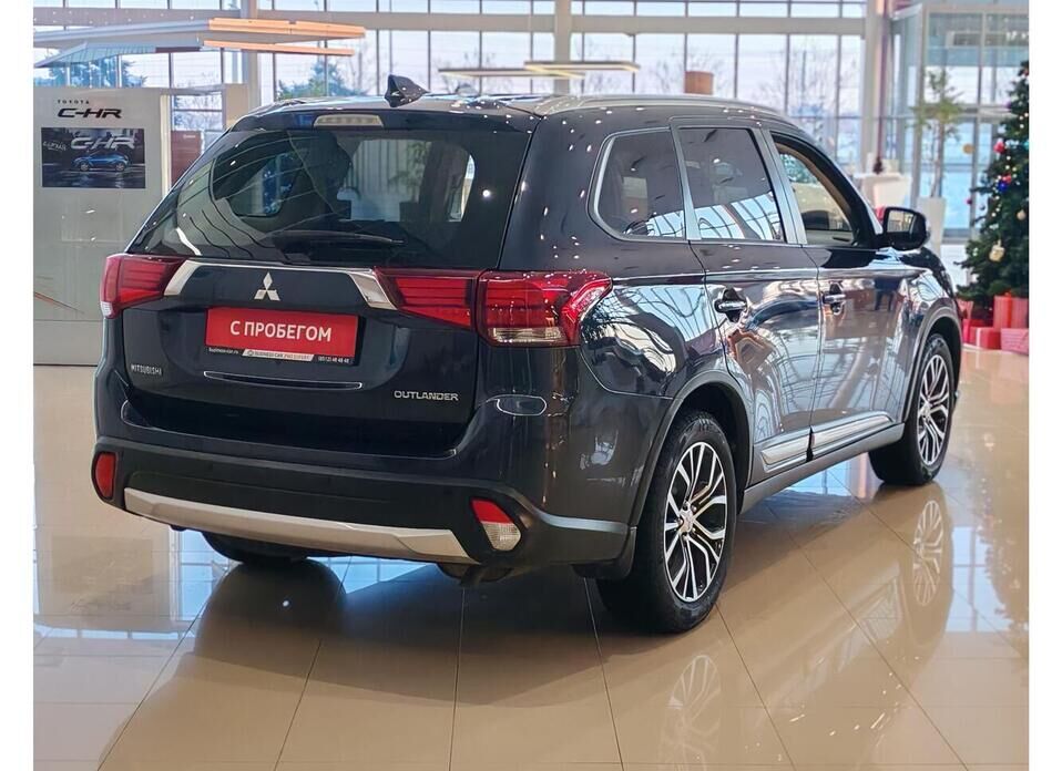Mitsubishi Outlander, III Рестайлинг 2 2.0 CVT (146 л.с.)