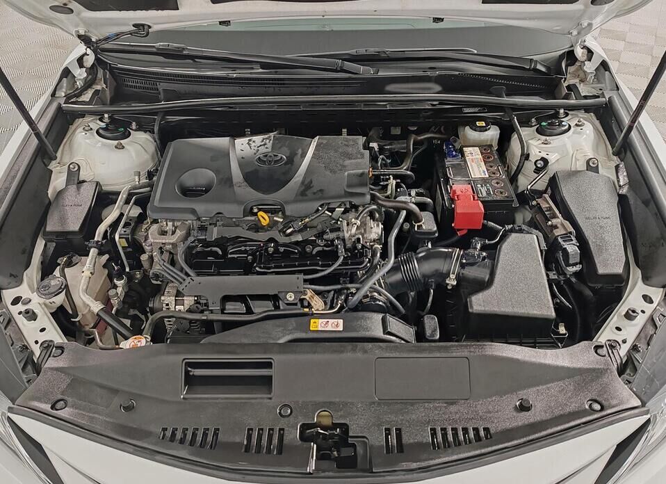 Toyota Camry, VIII (XV70) Рестайлинг 2.5 AT (200 л.с.)