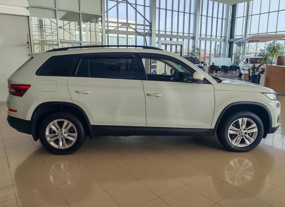 Skoda Kodiaq, I 2.0 AMT (180 л.с.) 4WD