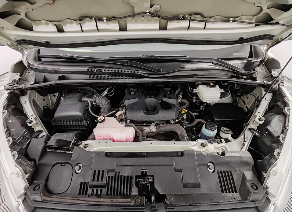 Toyota HiAce 2.8d MT (150 л.с.)