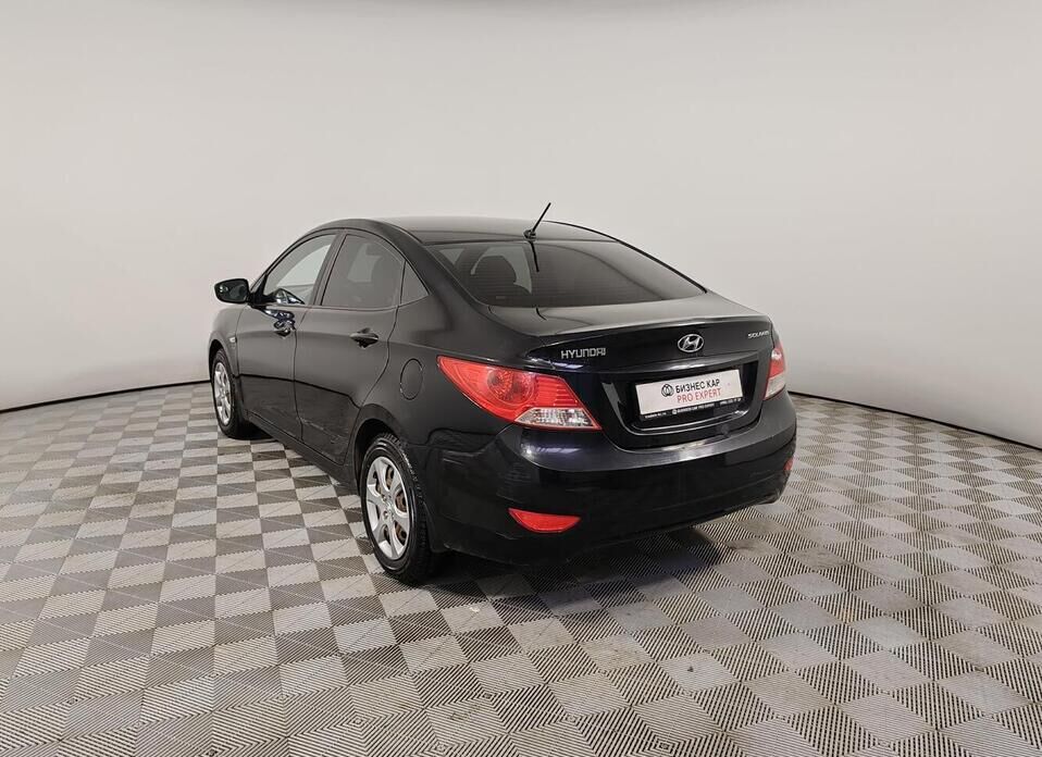 Hyundai Solaris, I 1.6 AT (123 л.с.)