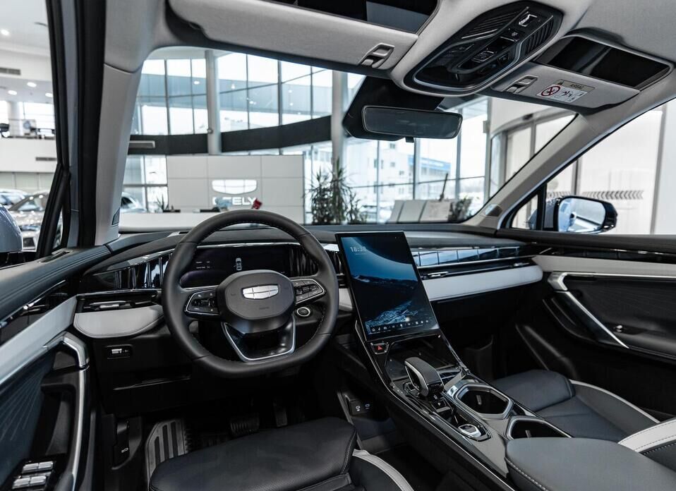 Geely Atlas, II 2.0 AT (200 л.с.) 4WD