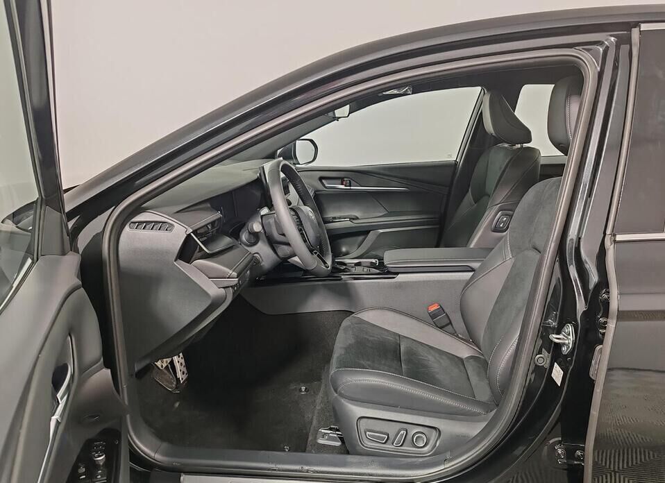 Toyota Camry, IX (XV80) China Market 2.0hyb CVT (197 л.с.)