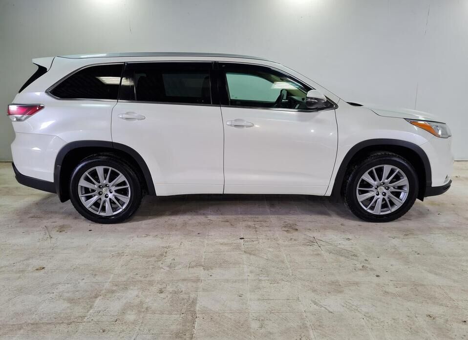 Toyota Highlander 3.5 AT (249 л.с.) 4WD