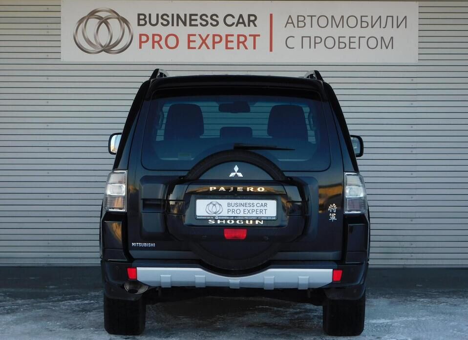 Mitsubishi Pajero, IV Рестайлинг 1 3.0 AT (178 л.с.) 4WD