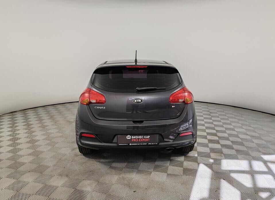 Kia Ceed 1.6 AT (129 л.с.)