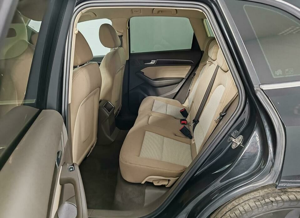 Audi Q5 2.0 AT (230 л.с.) 4WD