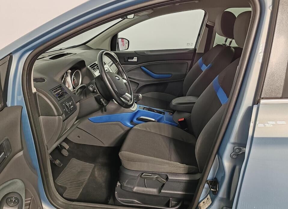 Ford Kuga 2.0d MT (136 л.с.) 4WD