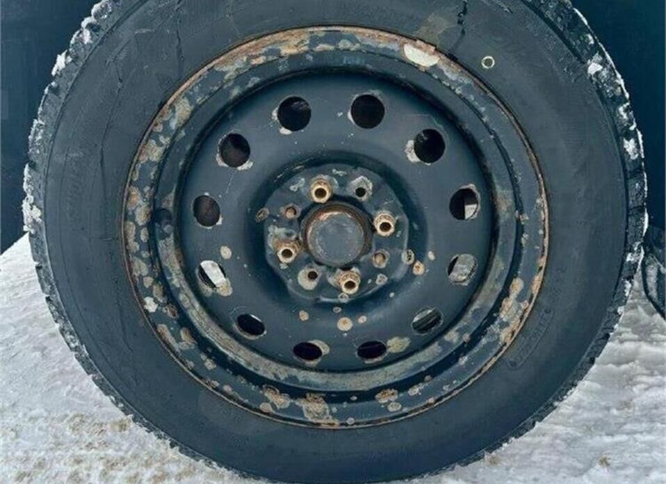 LADA (ВАЗ) Granta, I Рестайлинг 1.6 MT (90 л.с.)