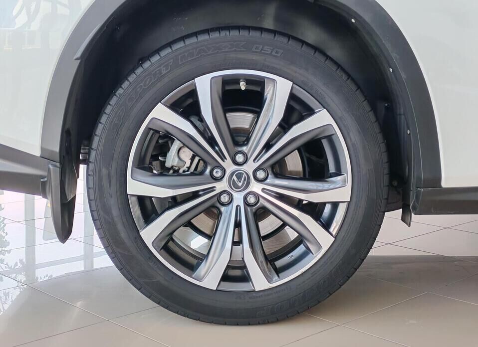 Lexus RX, IV Рестайлинг 300 2.0 AT (238 л.с.) 4WD
