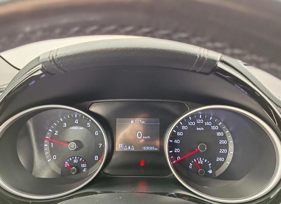 Kia Ceed 1.6 AT (128 л.с.)