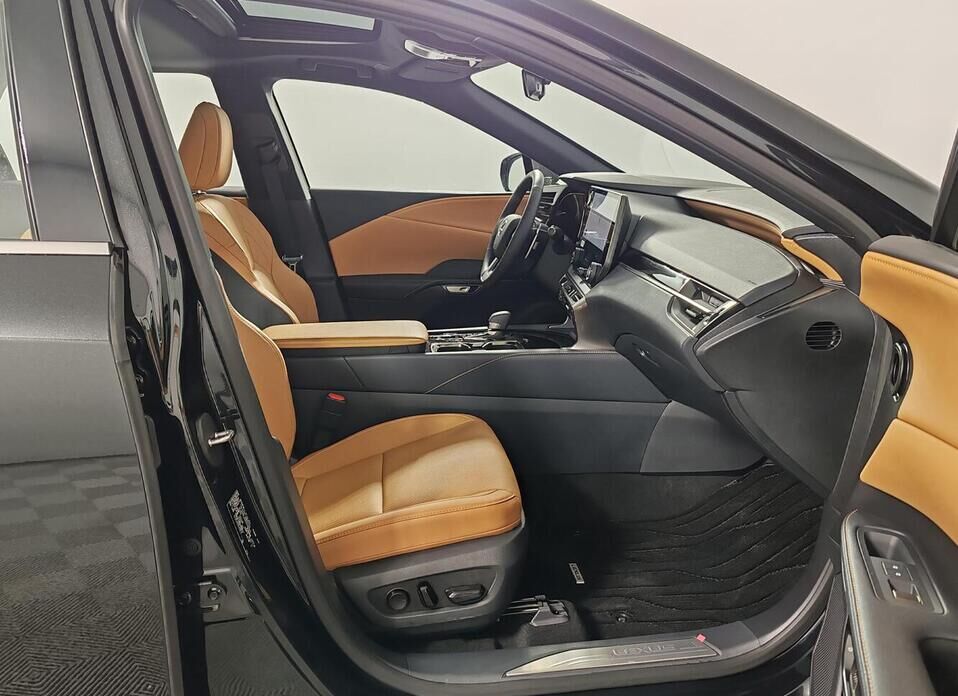 Lexus RX, V 300 2.0 AT (248 л.с.) 4WD