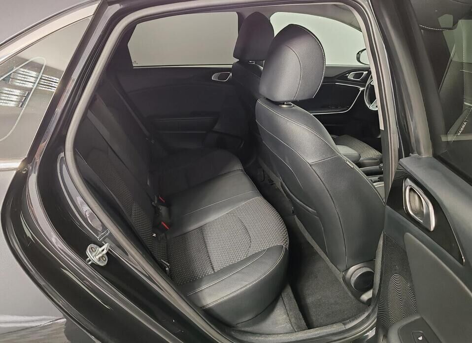 Kia Ceed 1.6 AT (128 л.с.)