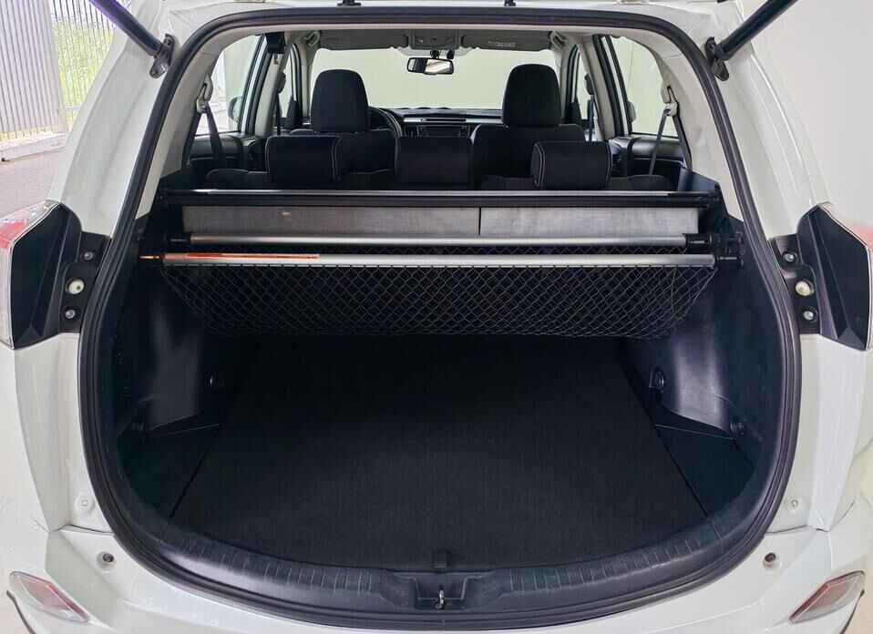 Toyota RAV4 2.0 CVT (146 л.с.)