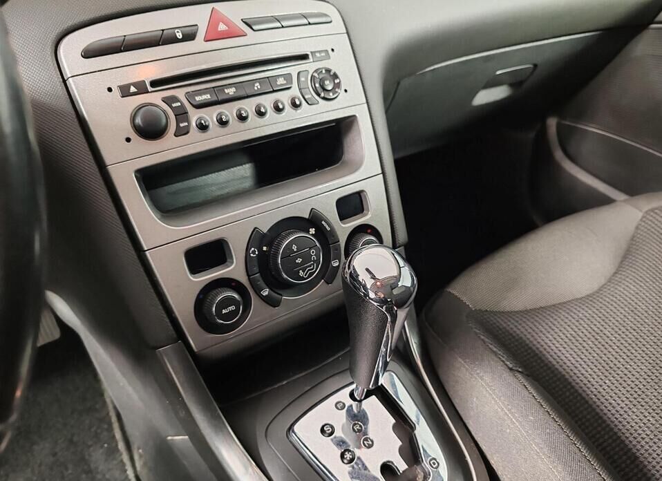 Peugeot 308, I 1.6 AT (120 л.с.)