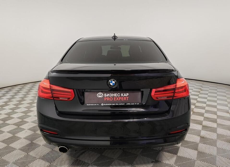 BMW 3 серии 318i 1.5 AT (136 л.с.)