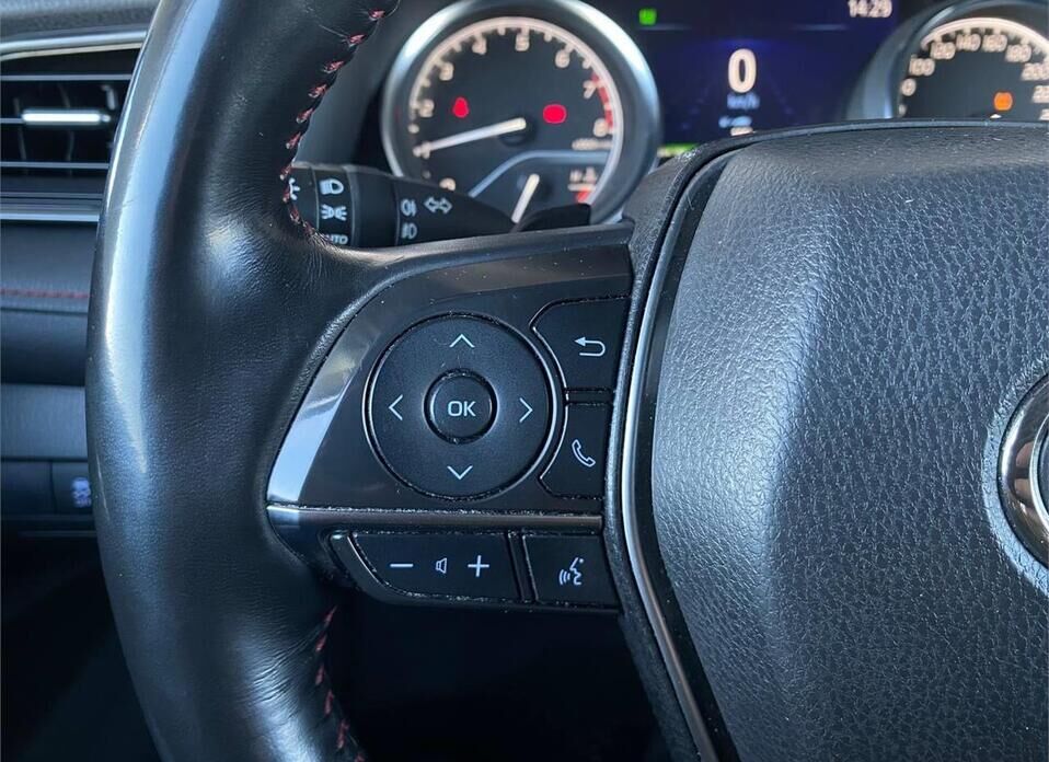 Toyota Camry, VIII (XV70) Рестайлинг 3.5 AT (249 л.с.)