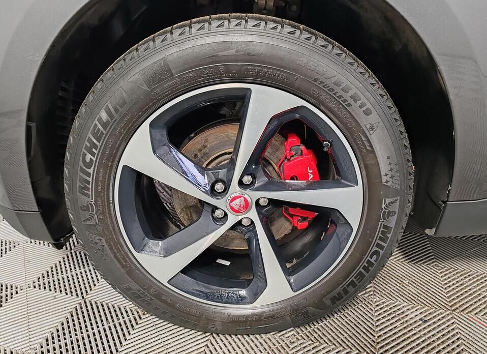 Jaguar F-Pace, I 2.0d AT (180 л.с.) 4WD