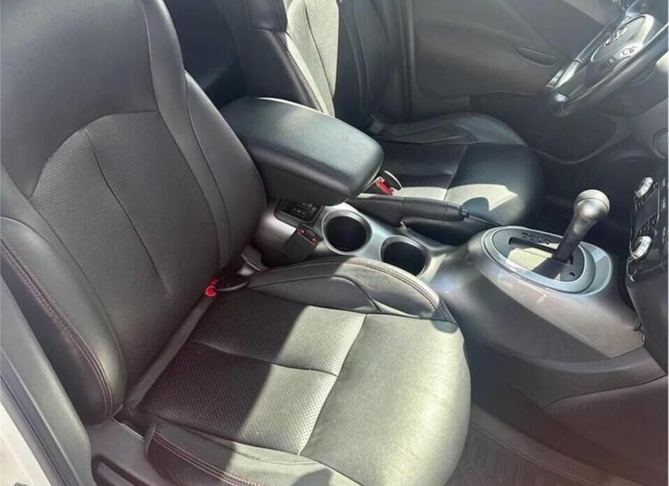 Nissan Juke 1.6 CVT (117 л.с.)