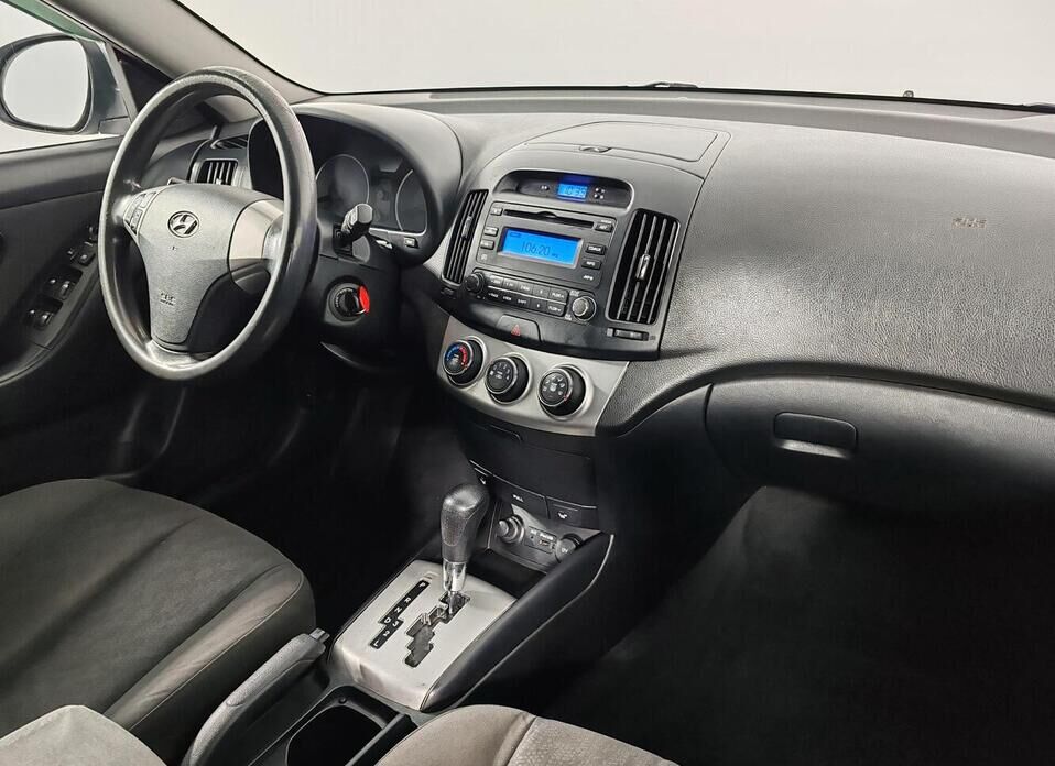 Hyundai Elantra, IV (HD) 1.6 AT (122 л.с.)