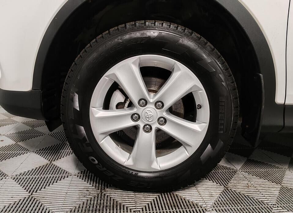 Toyota RAV4, IV (CA40) 2.0 CVT (146 л.с.)