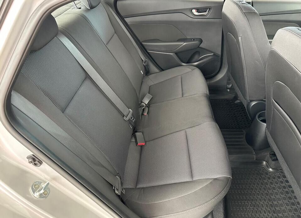 Hyundai Solaris, II 1.6 MT (123 л.с.)