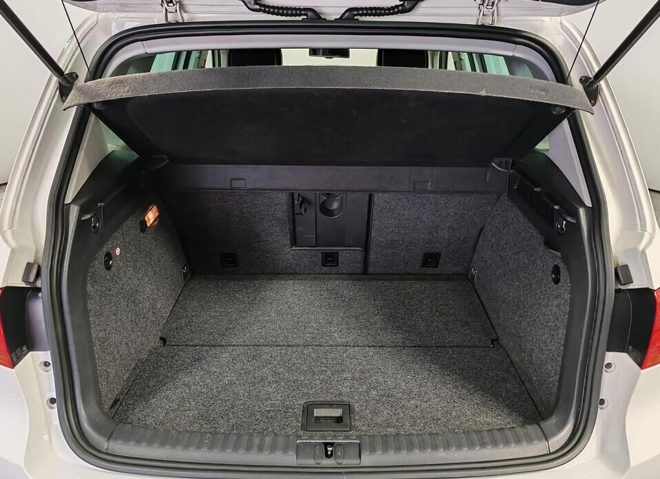Volkswagen Tiguan 2.0d AT (140 л.с.) 4WD
