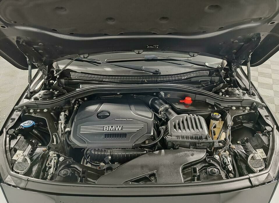 BMW 1 серии 118i 1.5 AMT (140 л.с.)