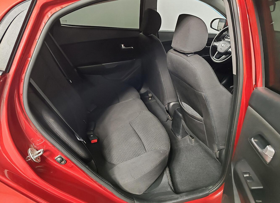 Kia Rio, III 4-speed 1.6 AT (123 л.с.)